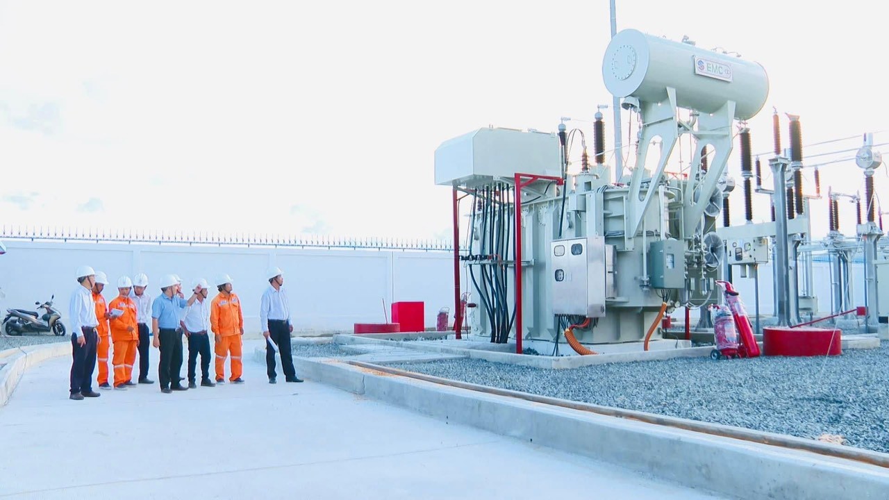 Vinh Hao 110kV station and connection line came into operation